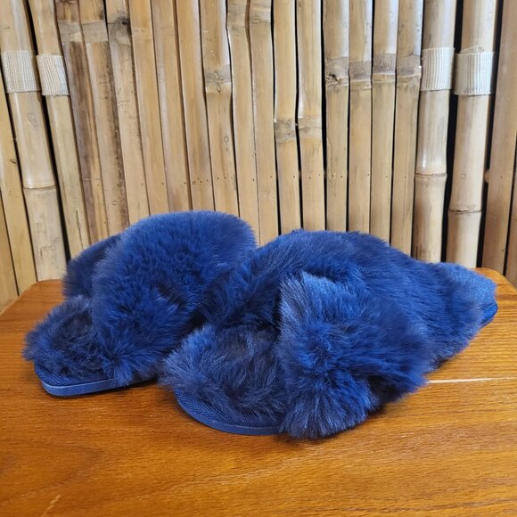 Flora Nikrooz Criss Cross Fuzzy Slide Slippers Medium 7/8 Blue - Picture 1 of 10